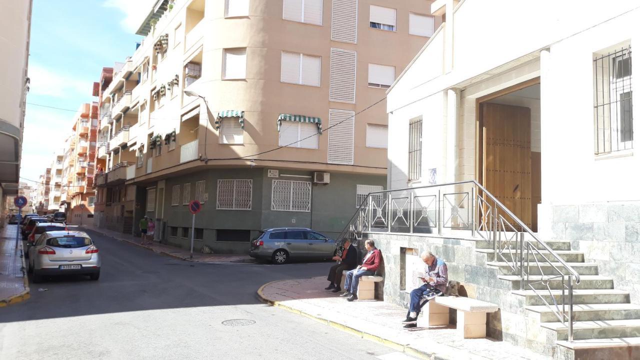 Torrevieja Playa Locos Apartment Exterior photo